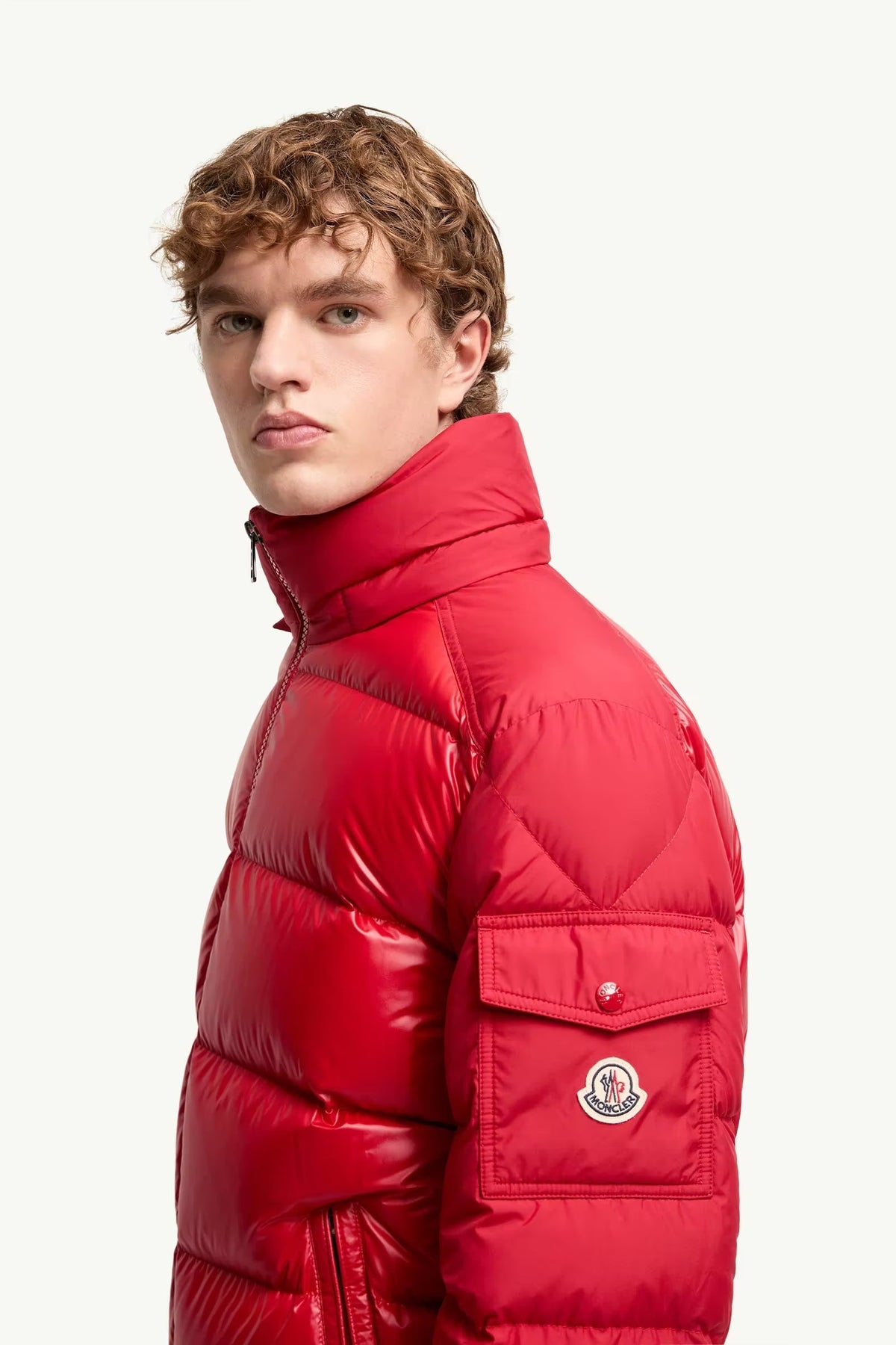 Moncler - Doudoune courte à capuche Moncler Maya